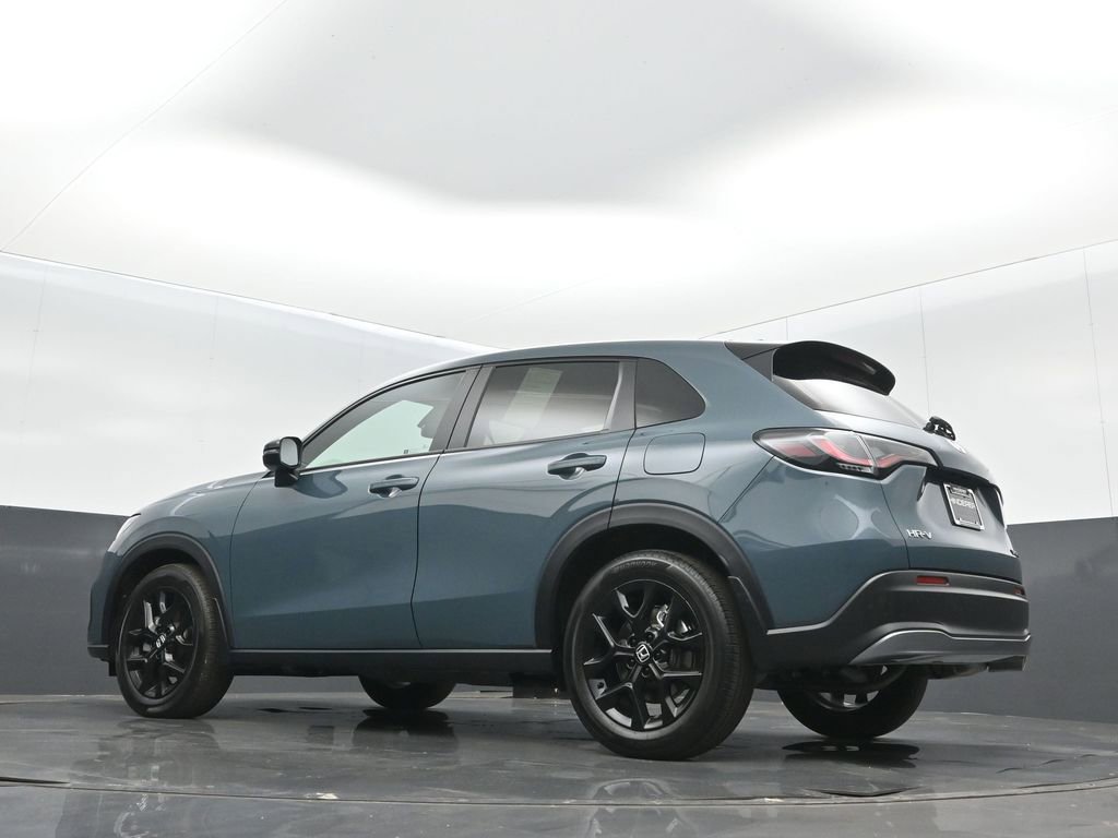 Certified 2025 Honda HR-V Sport image 17