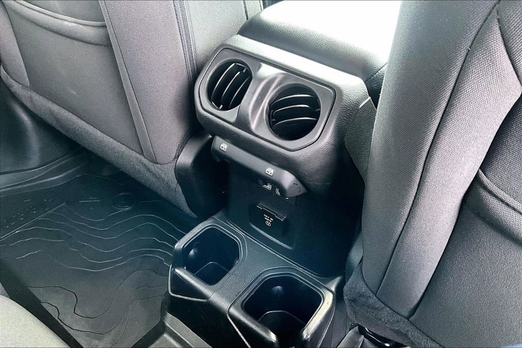 Used 2023 Jeep Gladiator Willys image 32