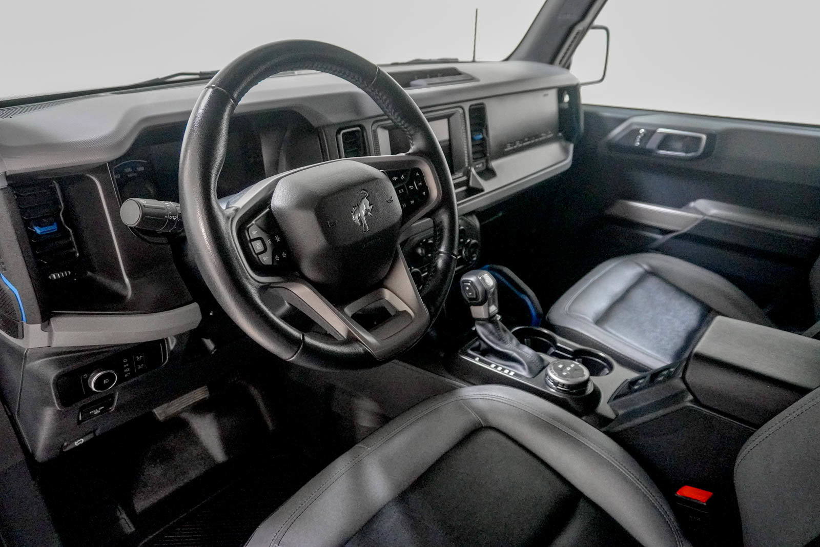 Used 2023 Ford Bronco Black Diamond AWD/4WD image 19