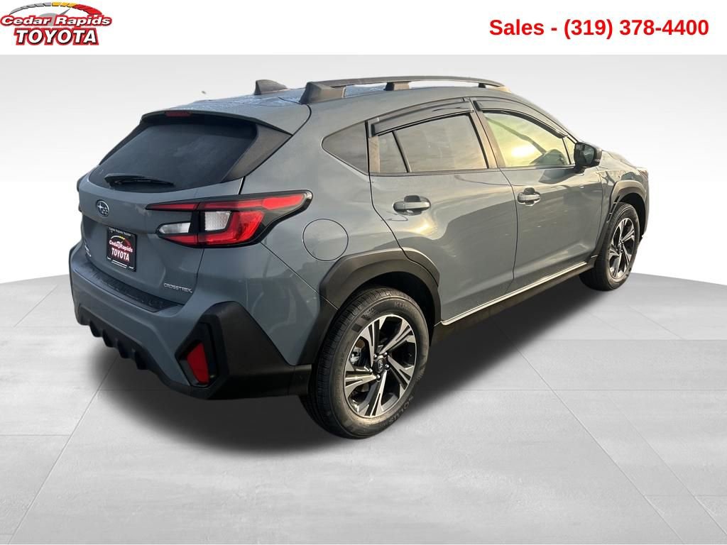 Used 2024 Subaru Crosstrek 2.0i Premium image 5