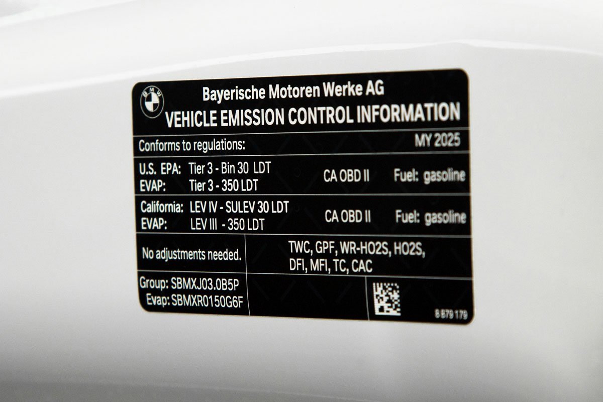 Used 2025 BMW X3 M50 w/ Premium Package image 40