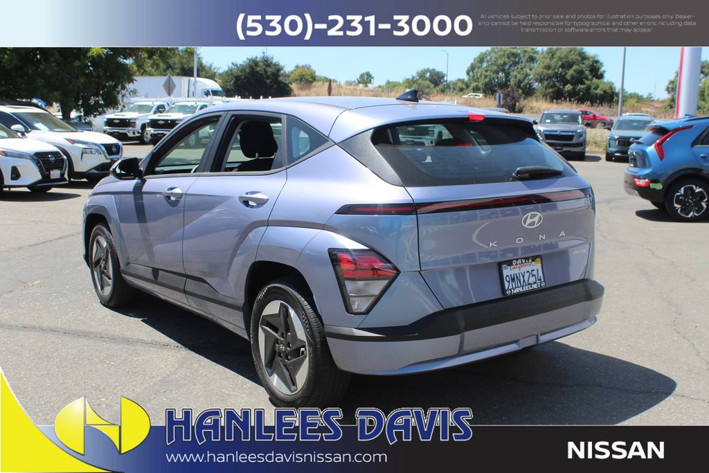 Used 2024 Hyundai Kona SE FWD image 9