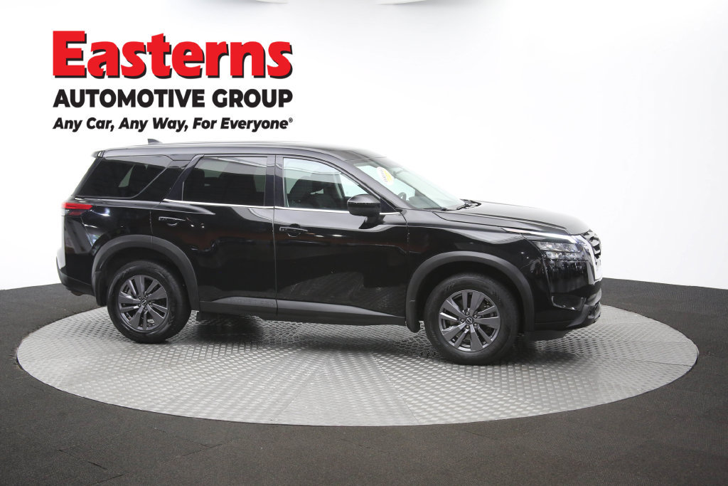 Used 2023 Nissan Pathfinder S AWD/4WD image 49