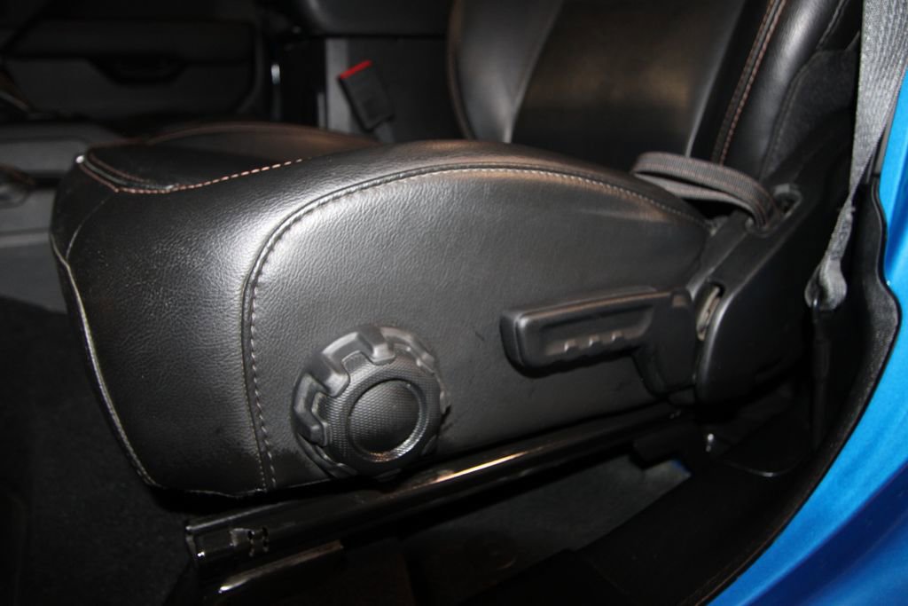 Used 2022 Jeep Wrangler Unlimited Rubicon AWD/4WD image 7