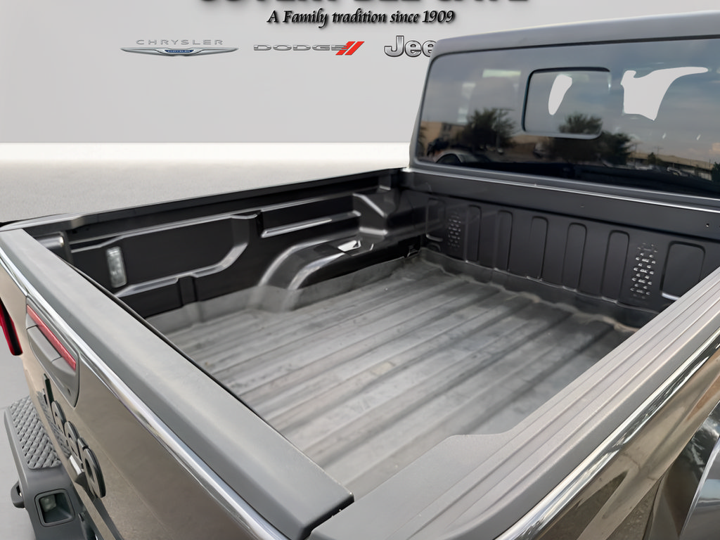Used 2021 Jeep Gladiator Sport AWD/4WD image 44