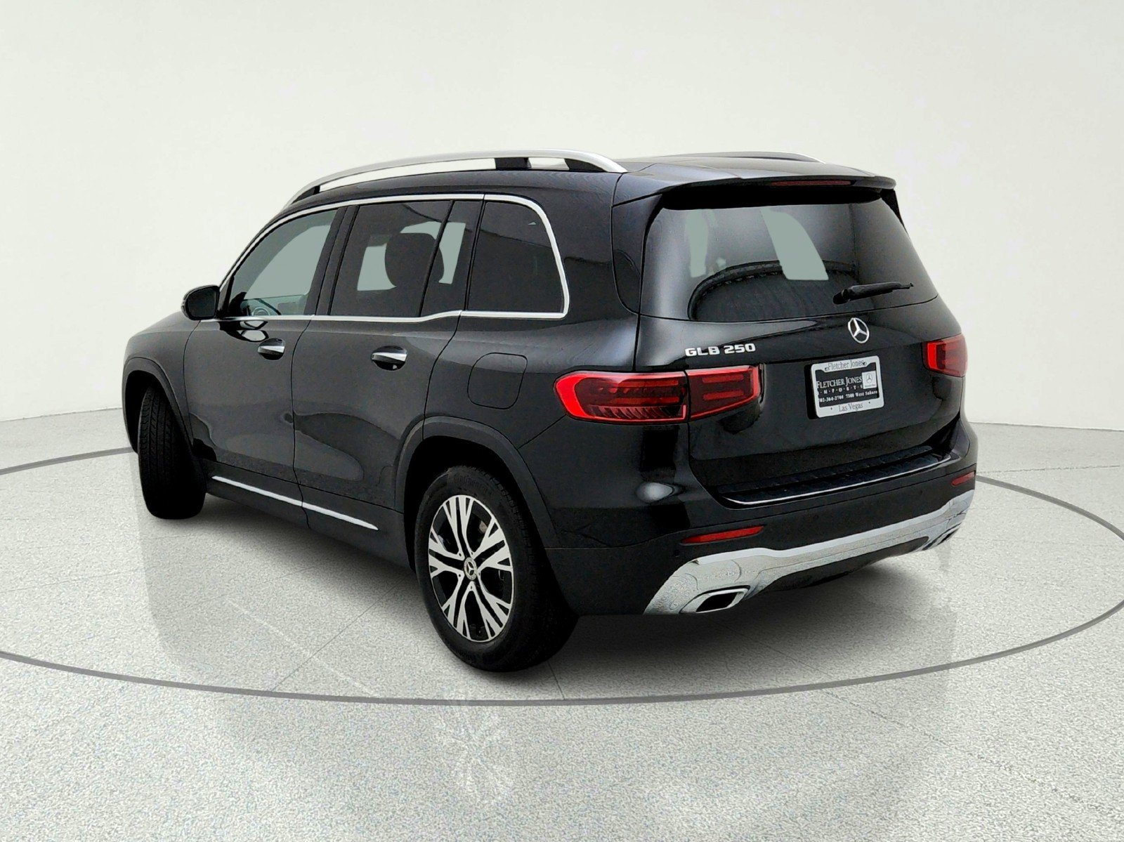 Certified 2024 Mercedes-Benz GLB 250 image 12