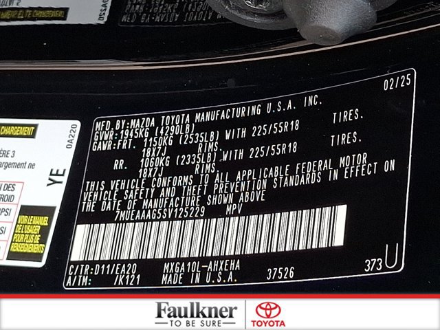 Certified 2025 Toyota Corolla Cross XLE FWD image 26