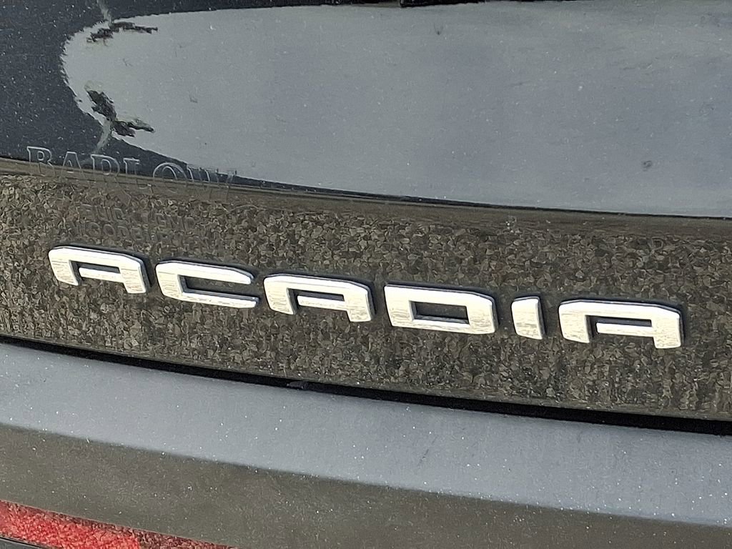 Used 2023 GMC Acadia SLE image 30