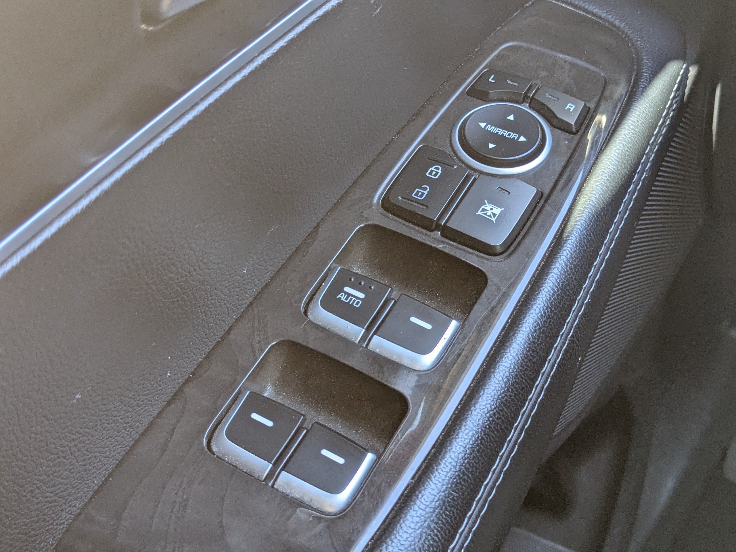 Used 2017 Kia Sorento AWD image 24