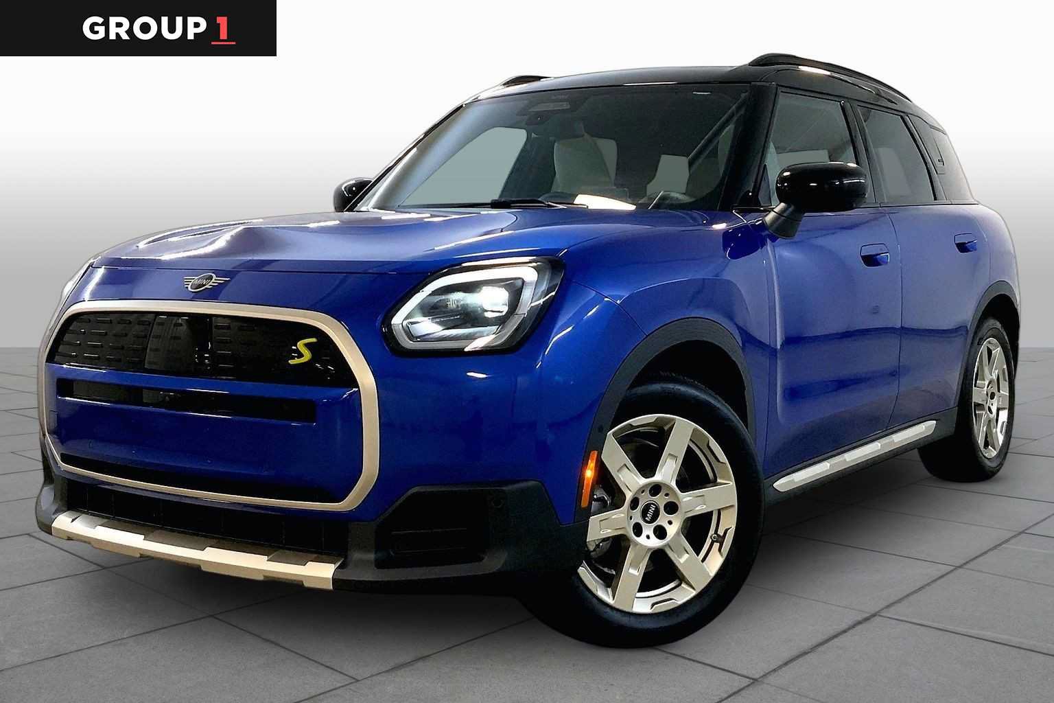 Used 2025 MINI Cooper Countryman SE w/ Comfort Package Max AWD/4WD image 1