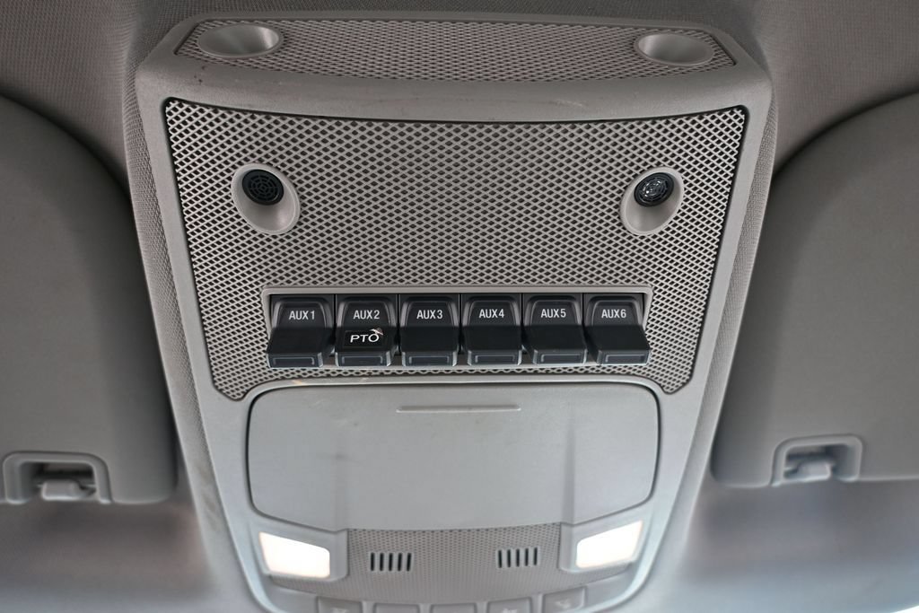 Used 2019 Ford F550 4x4 Regular Cab Super Duty image 40