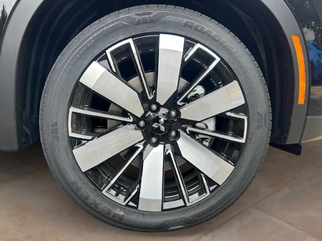 New 2026 Mitsubishi Outlander SE FWD image 14