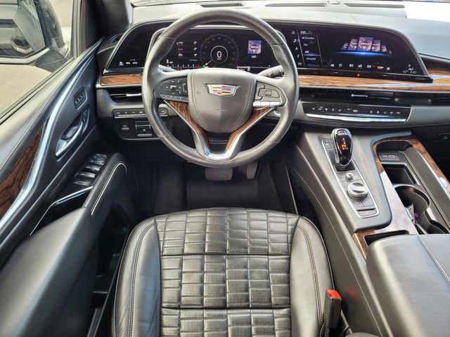 Used 2021 Cadillac Escalade ESV Sport Platinum AWD/4WD image 17