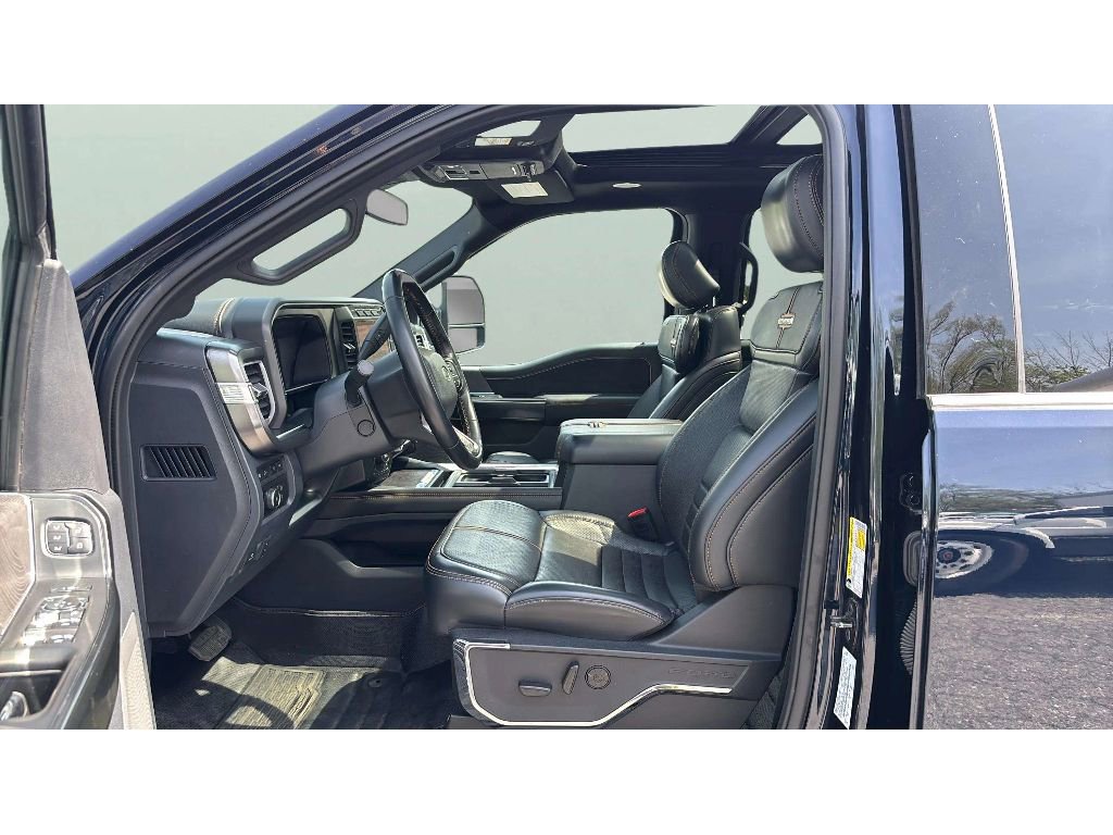 Used 2024 Ford F450 Platinum w/ FX4 Off-Road Package image 13