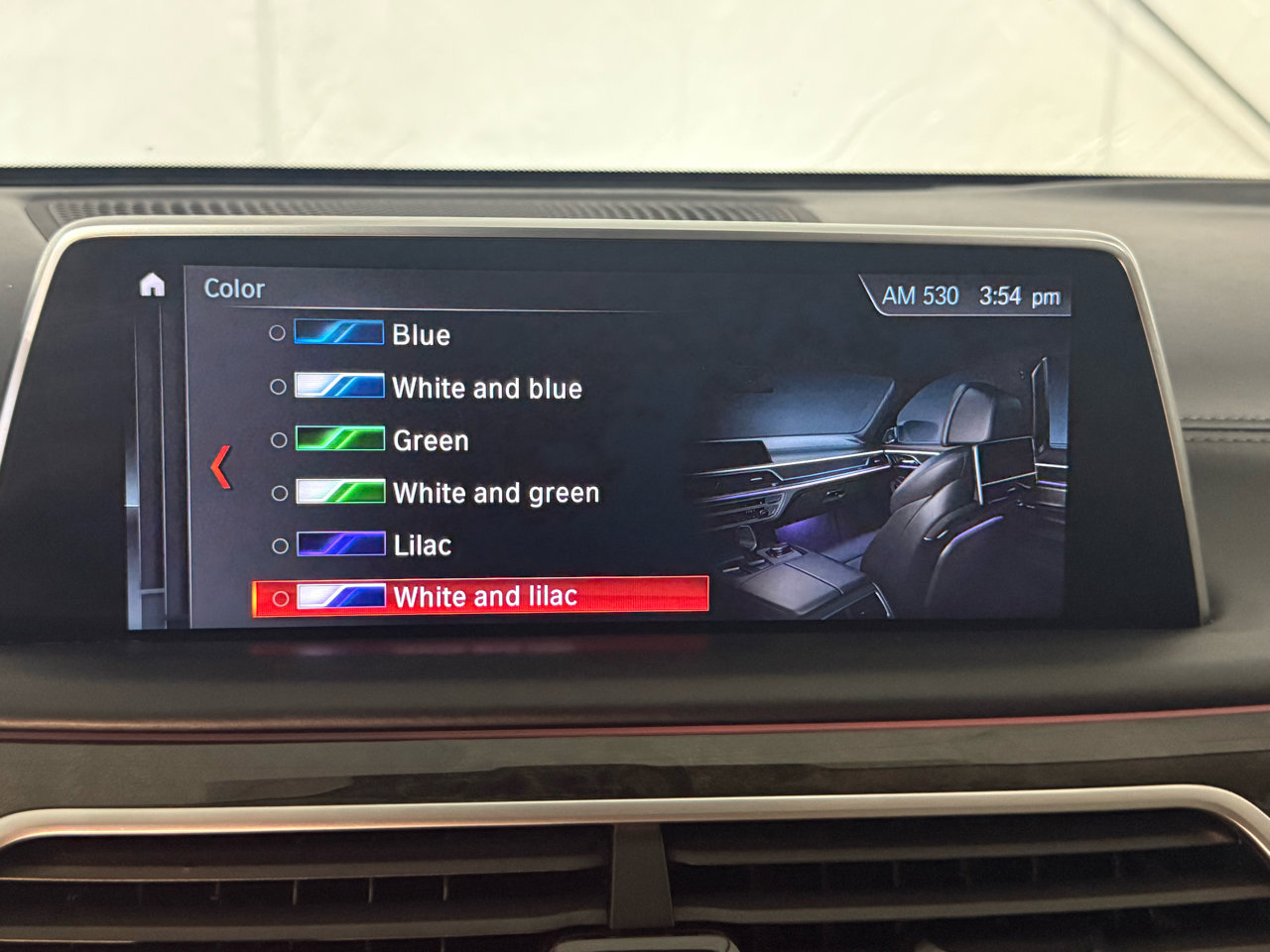 Used 2018 BMW 750i xDrive image 26