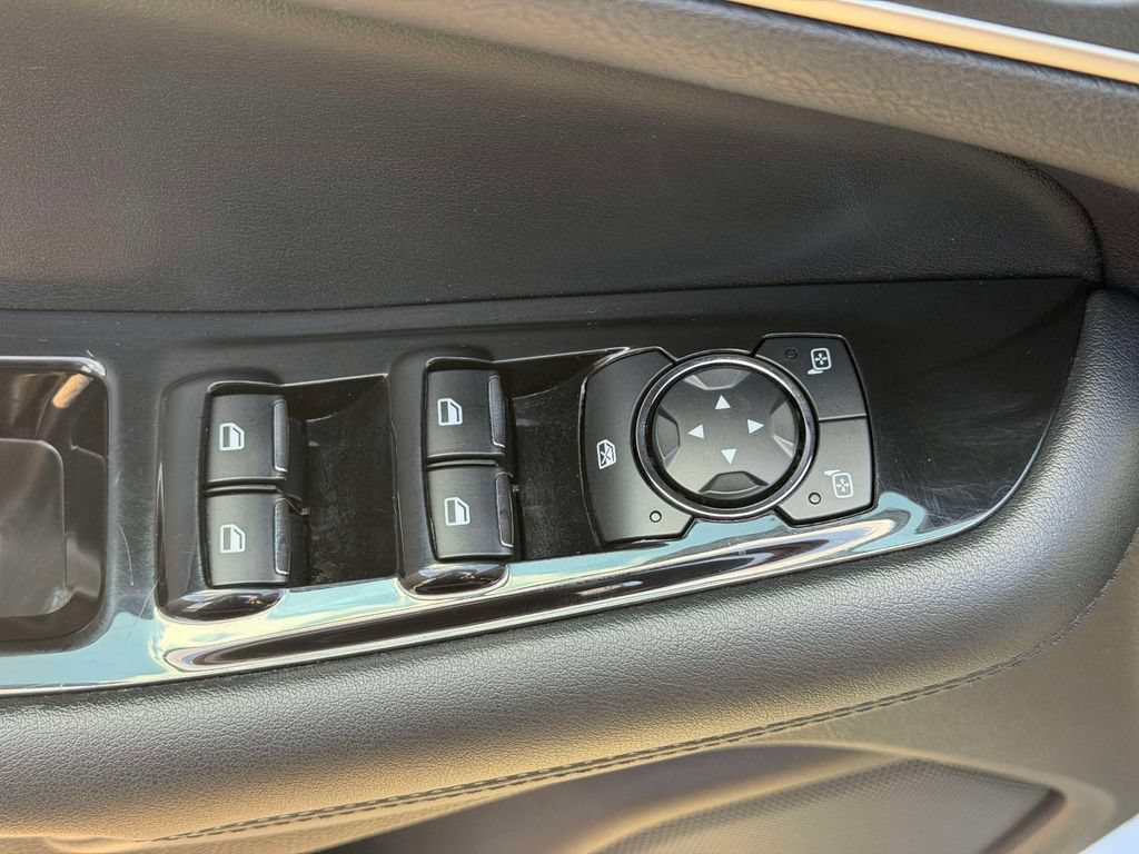 Used 2019 Ford Edge SEL w/ Equipment Group 201A AWD/4WD image 20