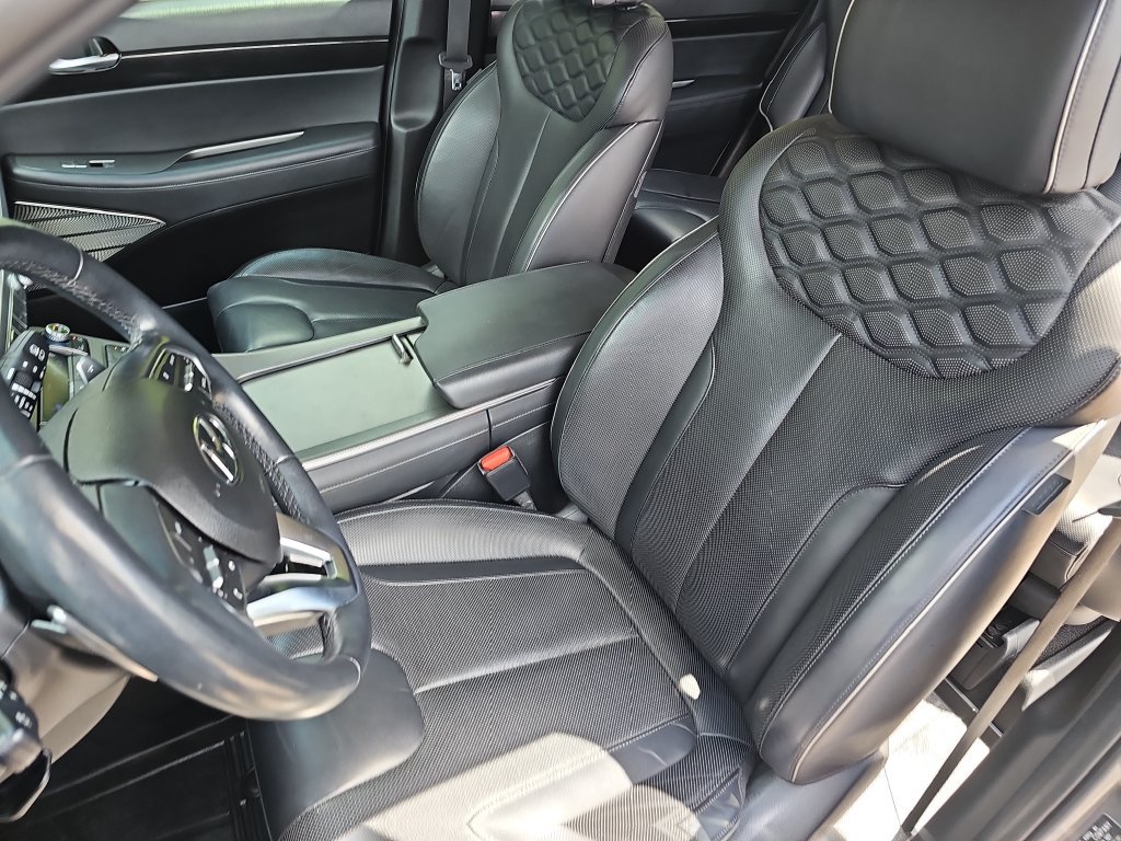 Used 2022 Hyundai Palisade Limited FWD image 14