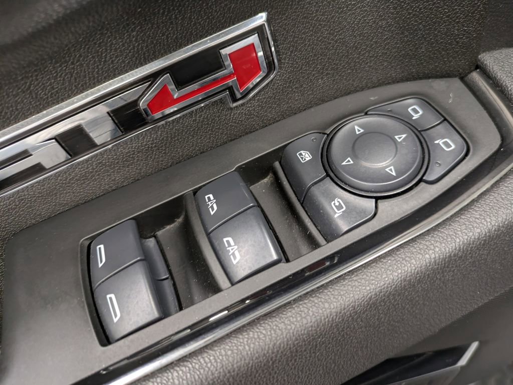 Used 2025 GMC Sierra 1500 AT4 w/ Technology Package image 11