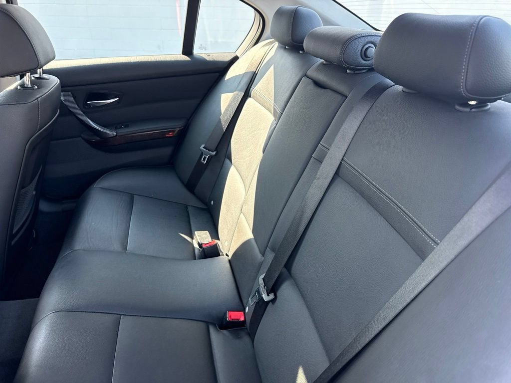 Used 2009 BMW 335i Sedan RWD image 12