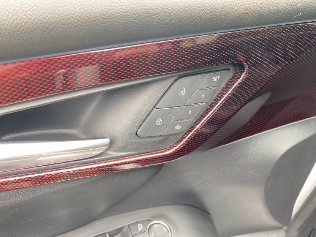 Certified 2024 Chevrolet Traverse RS FWD image 19