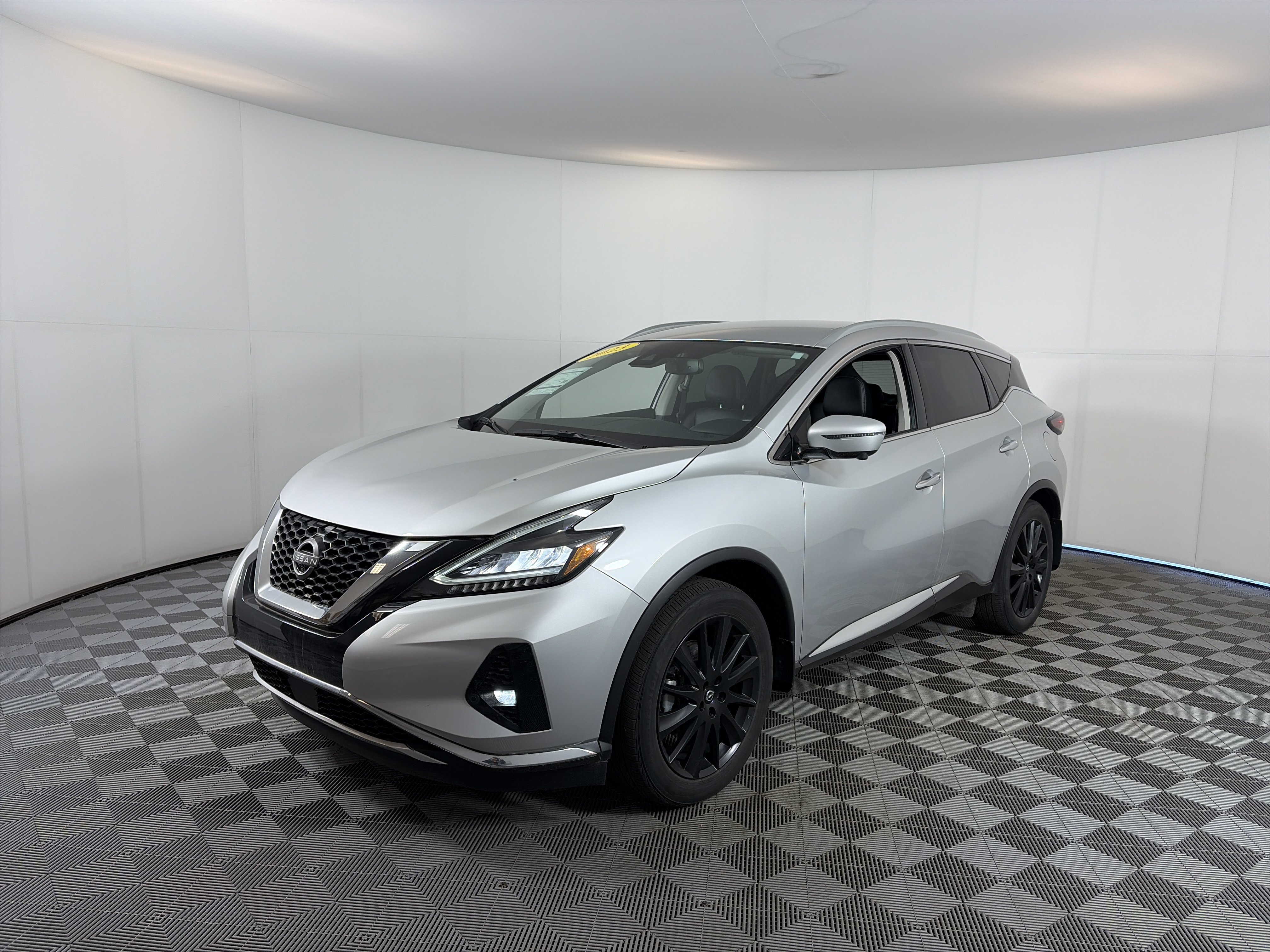 Used 2023 Nissan Murano SL w/ Cargo Package AWD/4WD image 2