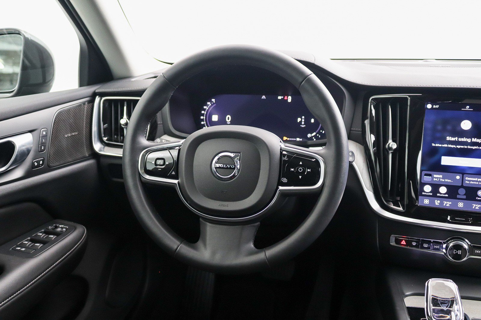 Used 2024 Volvo V60 B5 Cross Country Ultimate w/ Protection Package Premier AWD/4WD image 29
