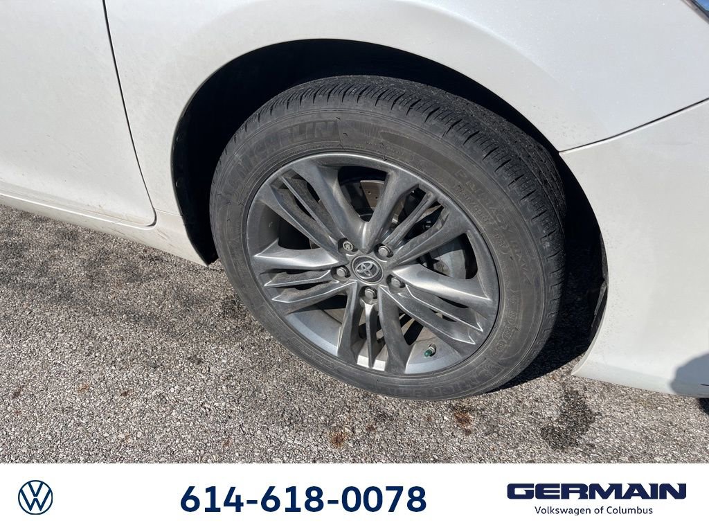 Used 2017 Toyota Camry SE image 16