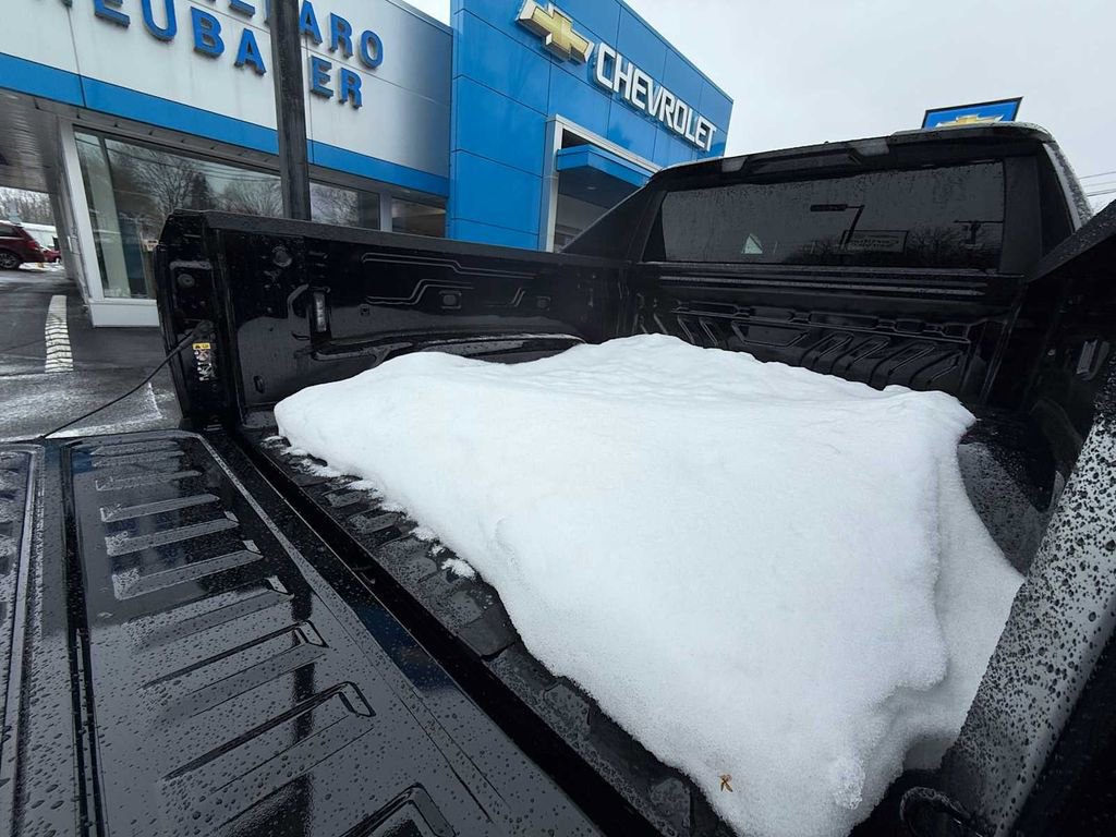 New 2026 Chevrolet Silverado EV LT image 31