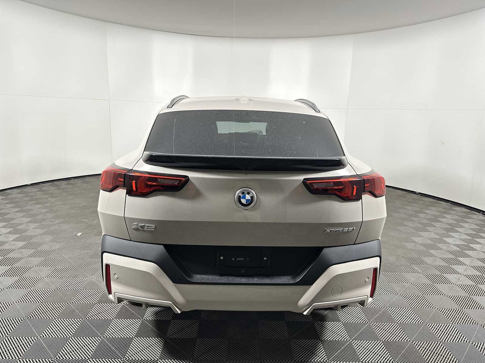 New 2026 BMW X2 xDrive28i w/ Convenience Package image 2