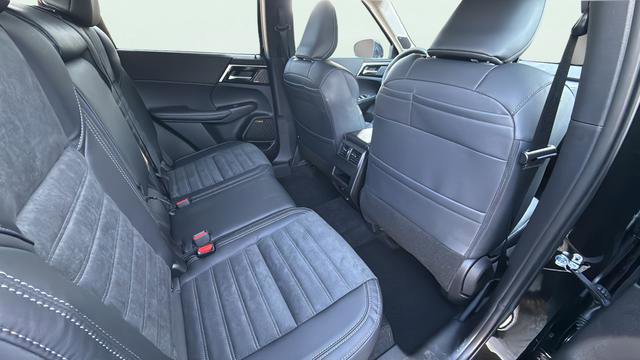 New 2026 Mitsubishi Outlander SE FWD image 23