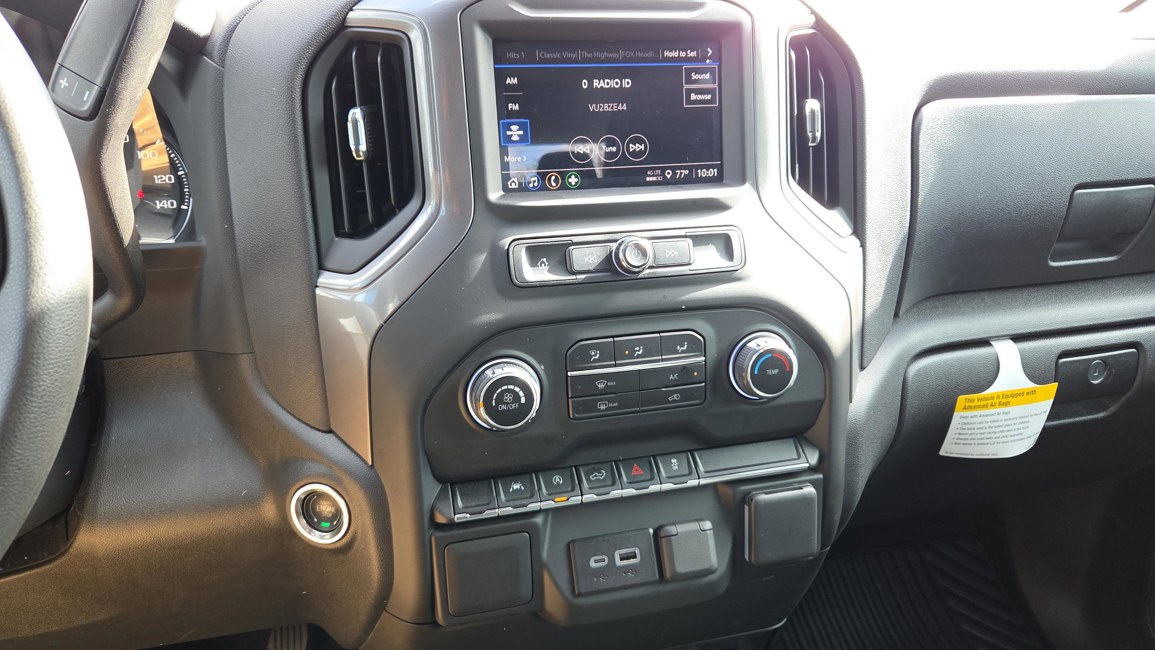 New 2025 Chevrolet Silverado 1500 Custom image 18