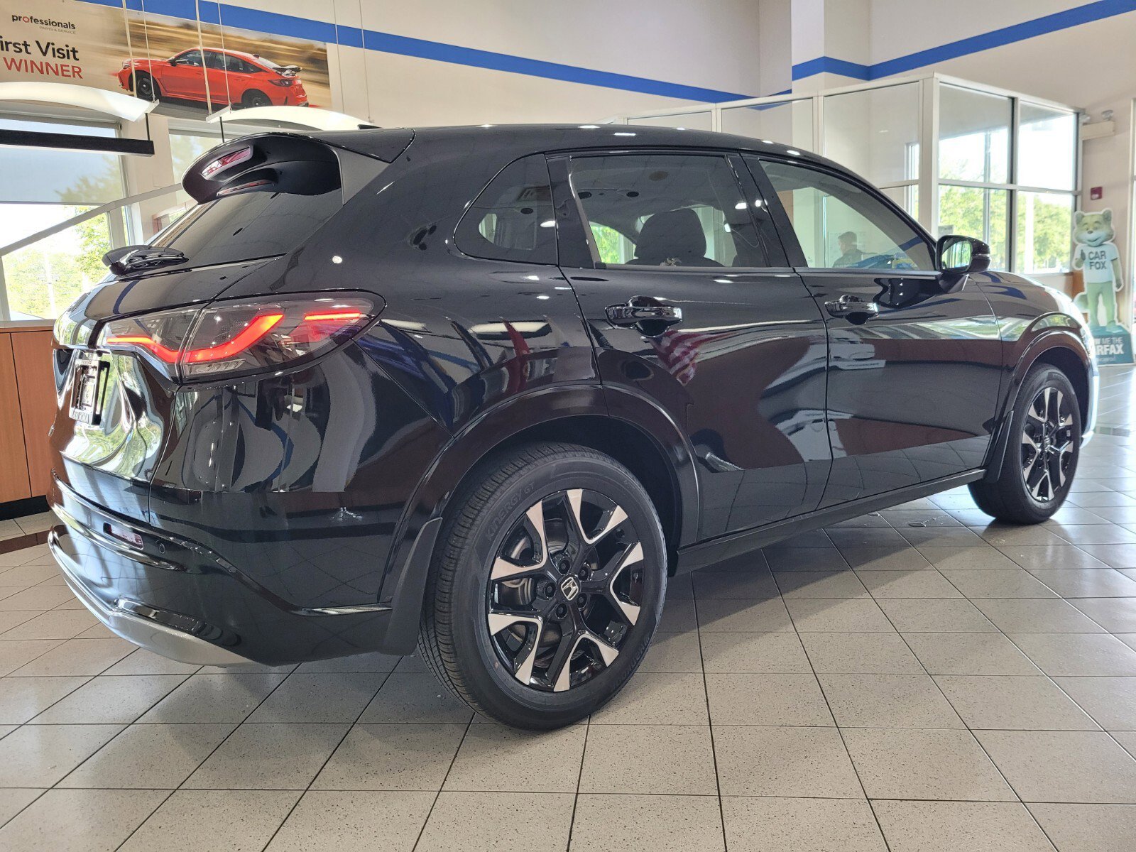 New 2026 Honda HR-V EX-L image 4