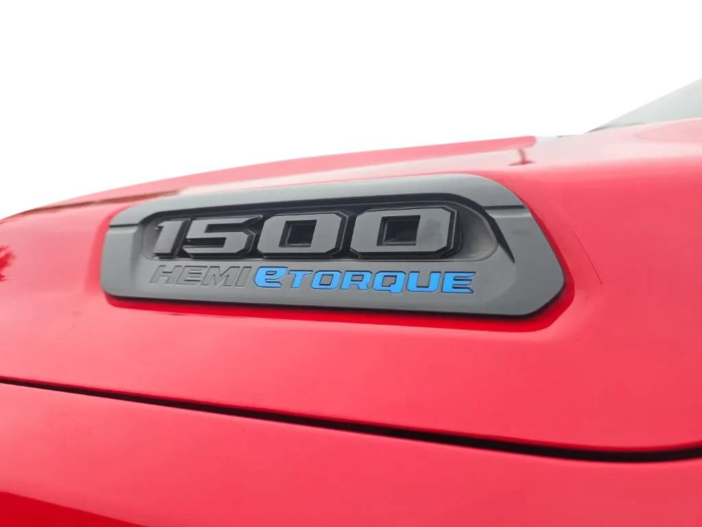 Used 2023 RAM 1500 Big Horn AWD/4WD image 9