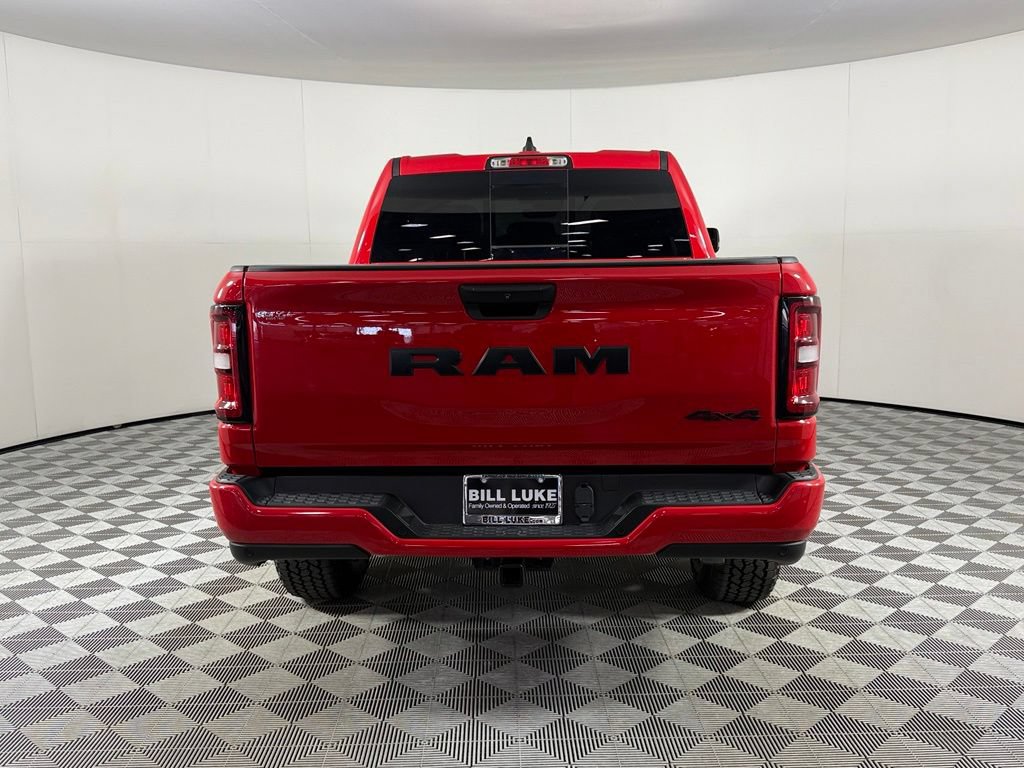 Used 2025 RAM 1500 Big Horn AWD/4WD image 8