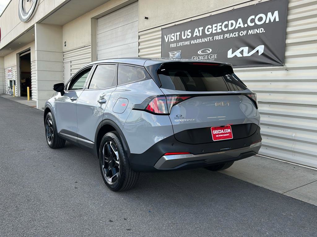 New 2026 Kia Sportage S image 6