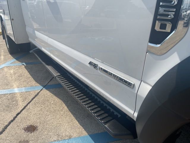 Used 2017 Ford F550 4x4 Crew Cab Super Duty image 15