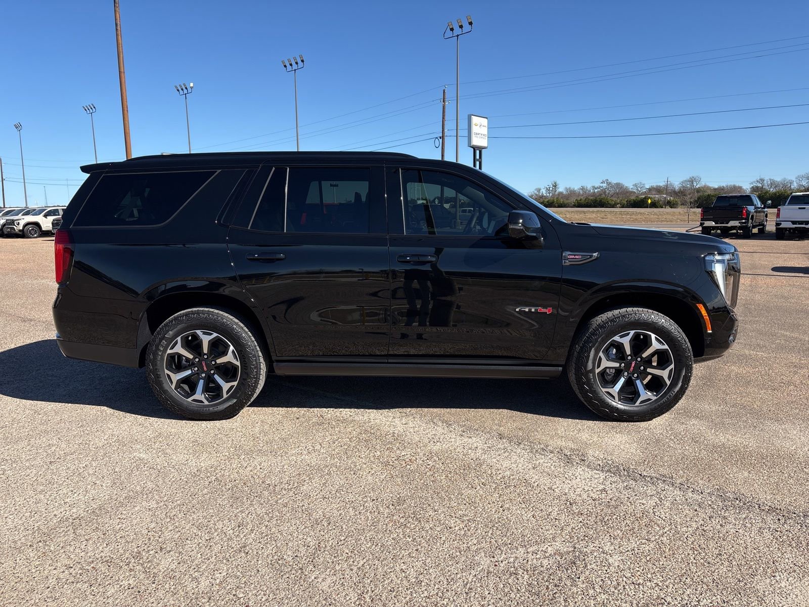 New 2026 GMC Yukon AT4 w/ AT4 Premium Plus Package image 7