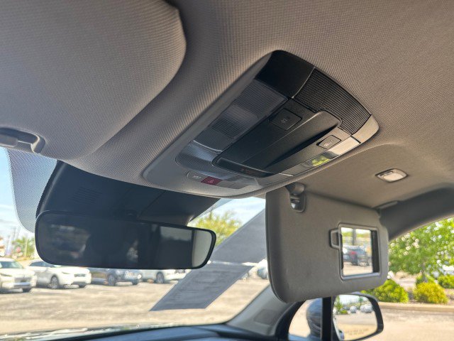 Used 2024 Kia Sorento LX FWD image 12