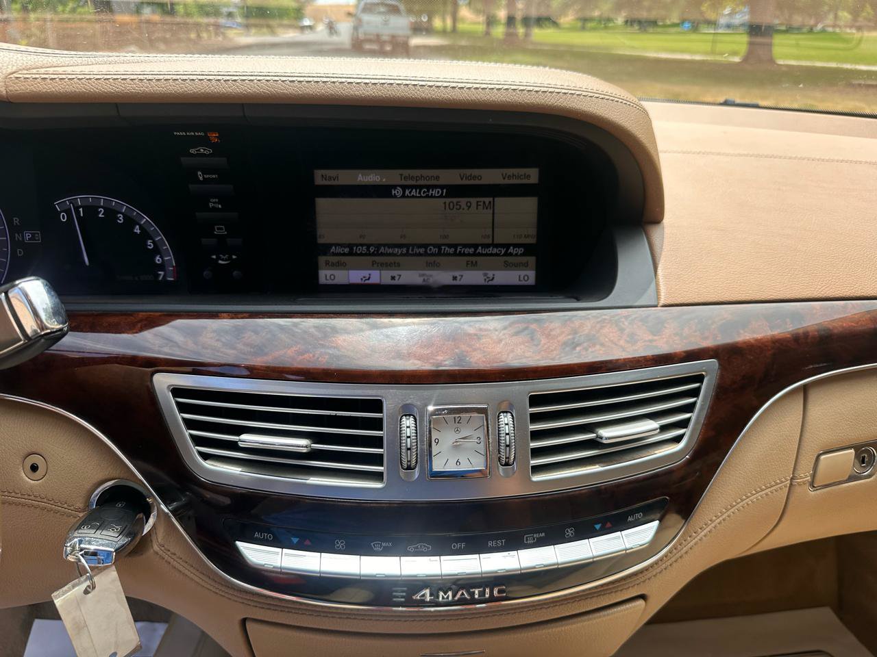 Used 2013 Mercedes-Benz S 550 4MATIC image 23