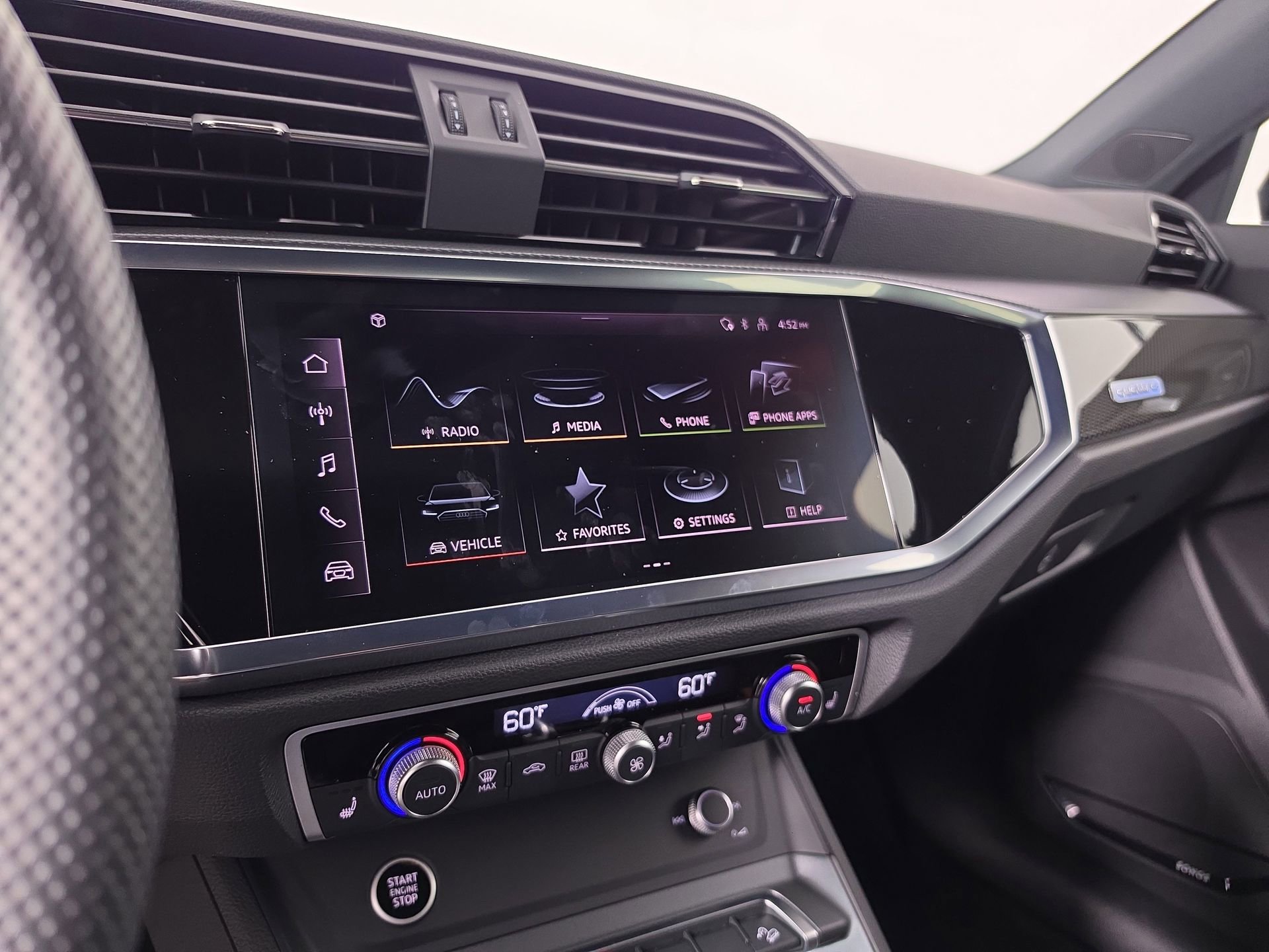 Certified 2025 Audi Q3 2.0T Premium Plus w/ Premium Plus Package AWD/4WD image 29