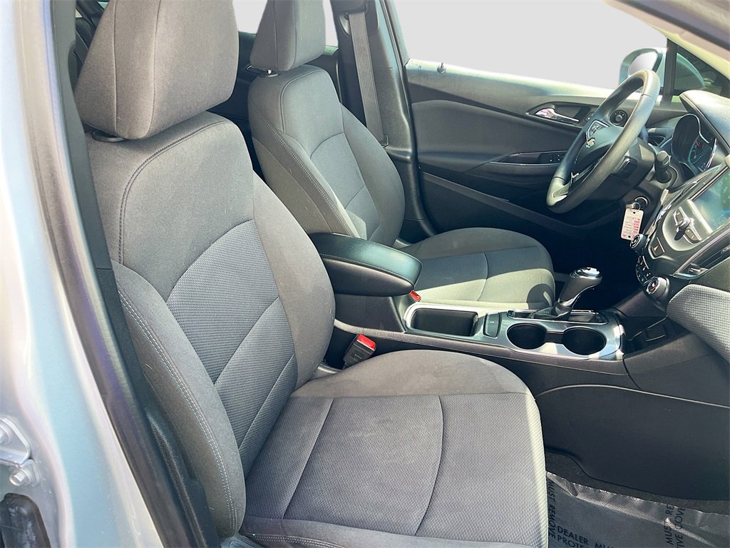Used 2018 Chevrolet Cruze LT image 25