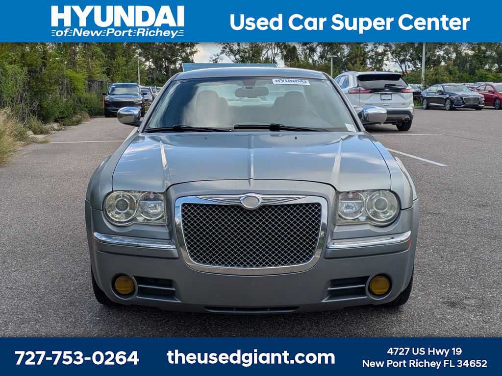 Used 2007 Chrysler 300 C RWD image 8