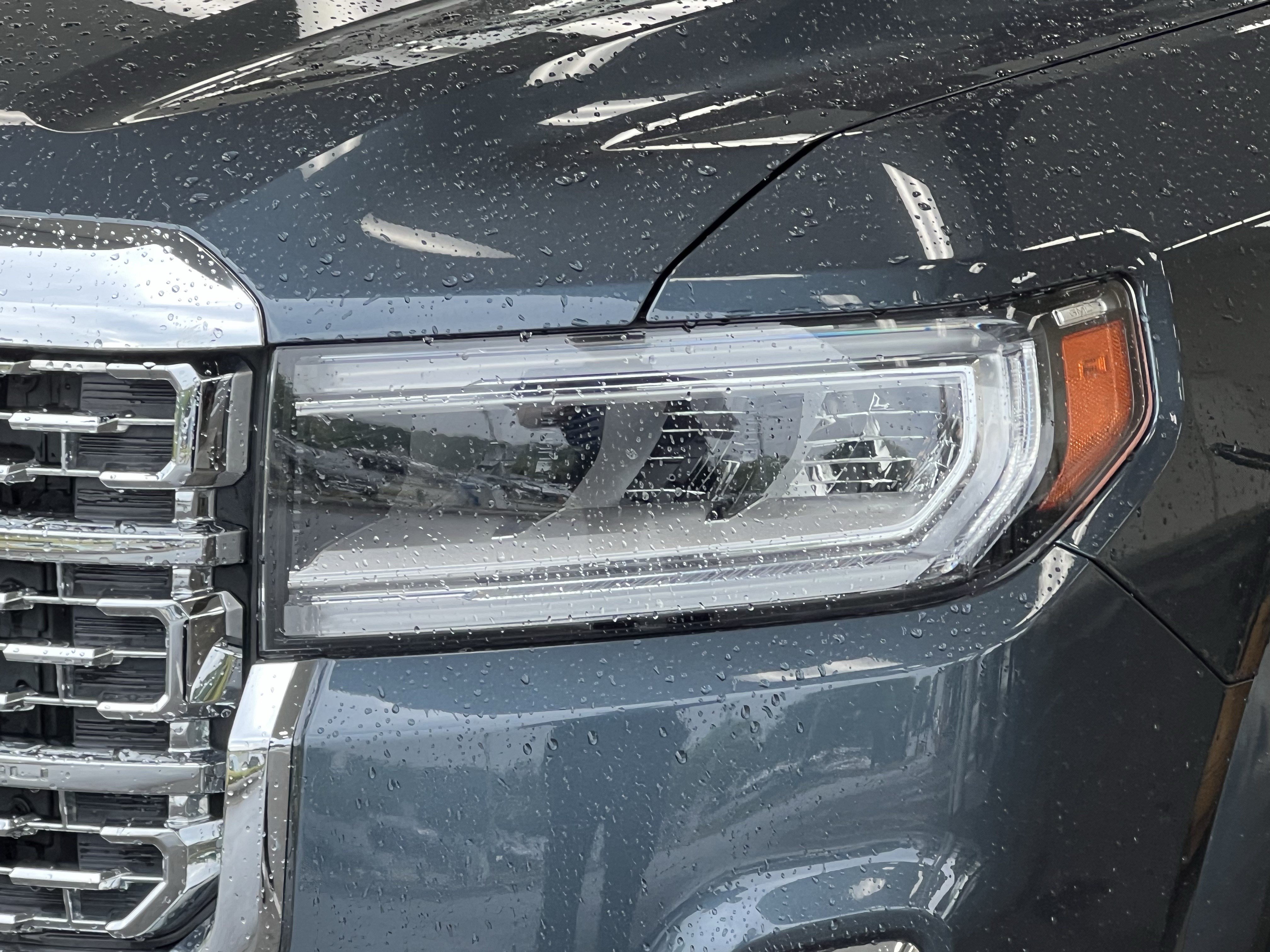 Used 2020 GMC Acadia Denali w/ Technology Package FWD image 7