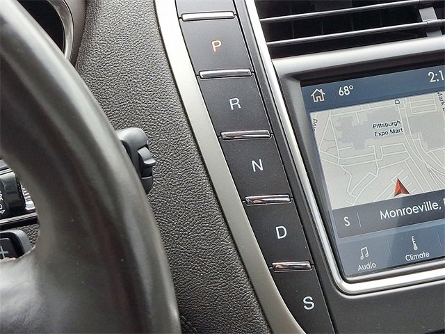 Used 2020 Lincoln Nautilus Reserve image 15