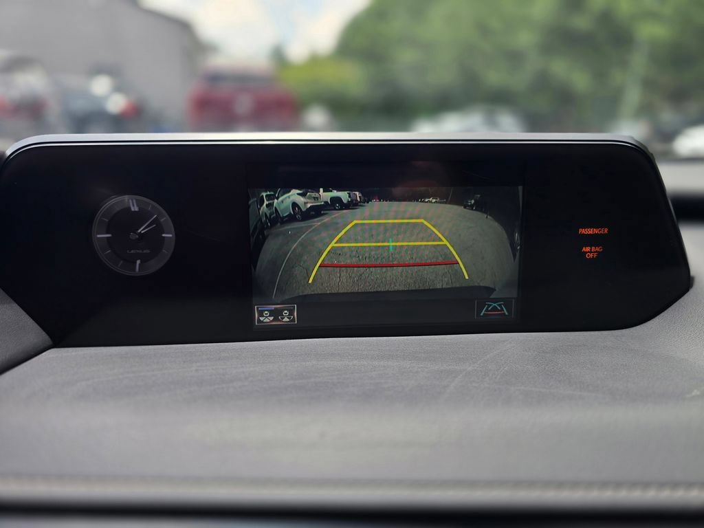 Used 2021 Lexus UX 200 w/ Accessory Package (Z1) FWD image 26