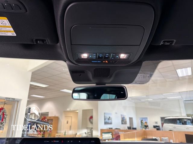 New 2025 Ford Expedition Platinum w/ Stealth Appearance Package image 21