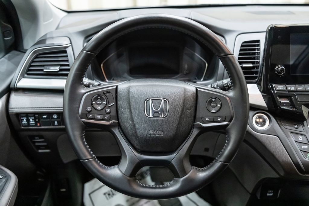 Used 2024 Honda Odyssey EX-L image 16