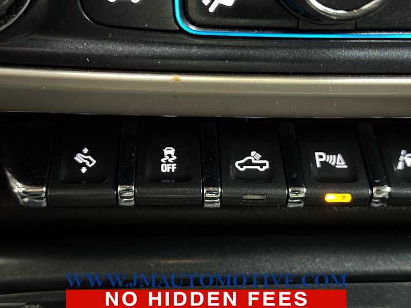 Used 2017 GMC Sierra 1500 Denali AWD/4WD image 32