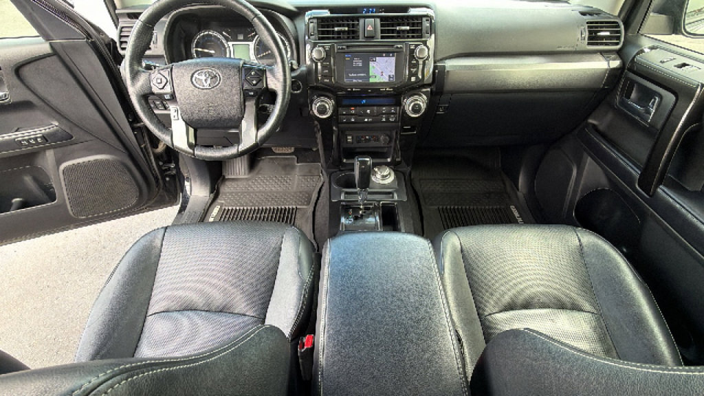 Used 2019 Toyota 4Runner Limited AWD/4WD image 26