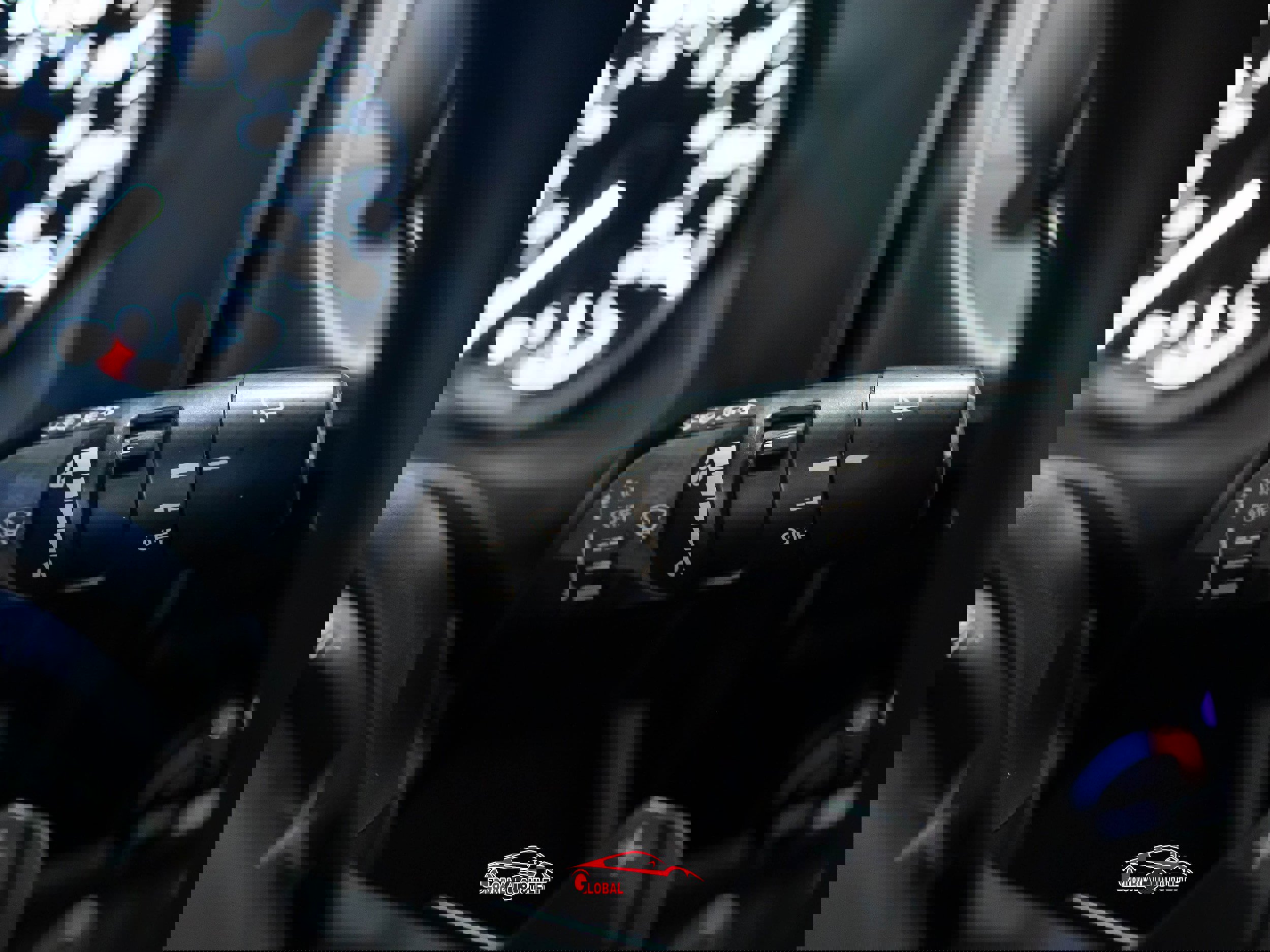 Used 2021 Nissan Rogue SV image 27